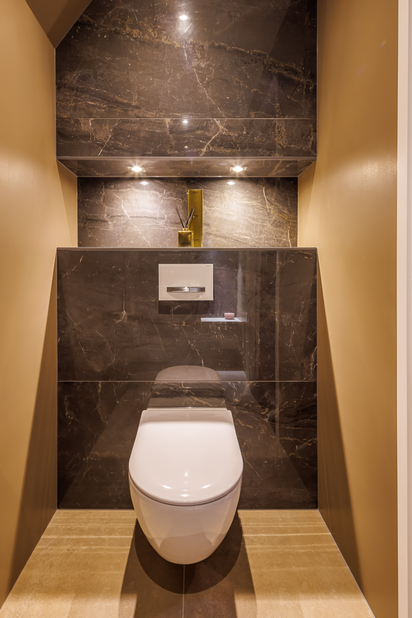 Toiletruimtes toilet detail 1